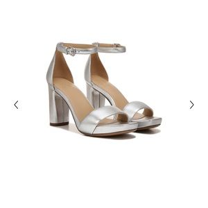 Silver Leather shoes from Naturalizer -size 8